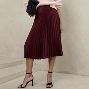 Banana Republic Burgundy Pleated Midi Skirt